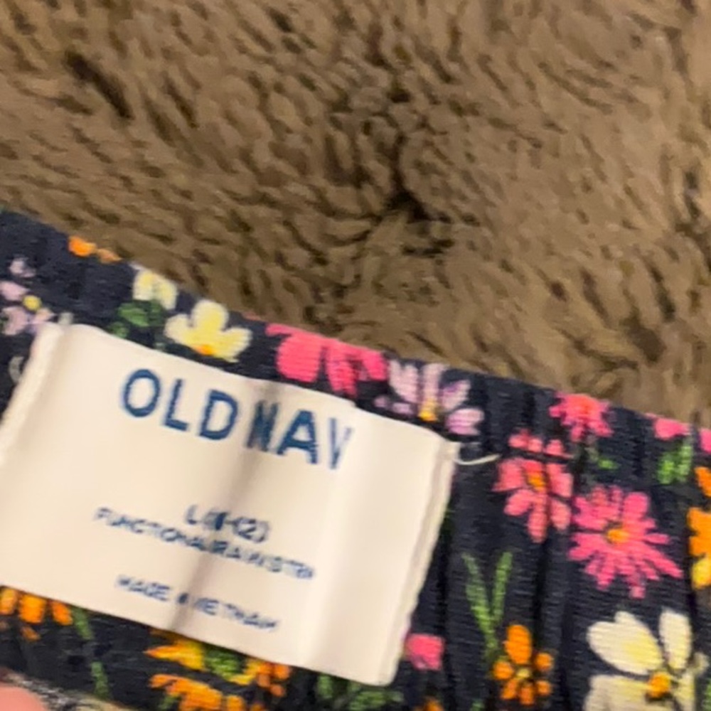 OLD NAVY GIRLS NAVY FLORAL SHORTS SIZE L 10/12 - Picture 6 of 9